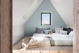 Choosing paint colours for a house interior or find the best colour paint for your living room, bathroom, bedroom and more with dulux paint. Ideas Dulux Dulux