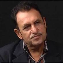 Actor Firoz Irani pays tribute