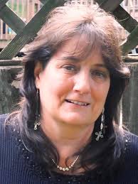 Amazon.com: The Journeys of Mason Night: Night Meets Moon: 9781480822474:  Linden Mize: Books