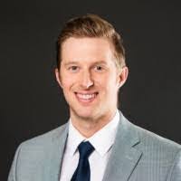 Elizabeth Machnik's Instagram, Twitter & Facebook