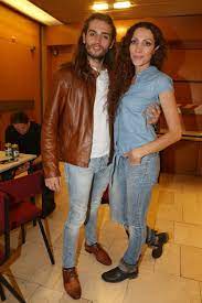 She attended the jaroslav ježek conservatory in prague studying musical theatre and she later received a master's degree in. Olga Lounova Uz Nenabizi Kurzy Pro Celebrity Ani Misto Po Svem Boku Klofla Fesaka