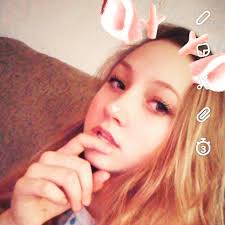 Ivy Henry (@IvyHenry12)