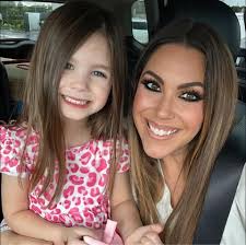 Daniela Lewis (@daniela.lewis.5) • Facebook, Connect with friends