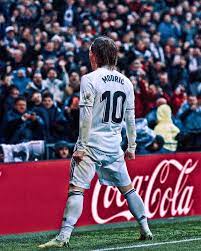 You can share this wallpaper in social networks, we will be very grateful to you. Real Madrid Info On Twitter Wallpaper Luka Modric Real Madrid 18 19