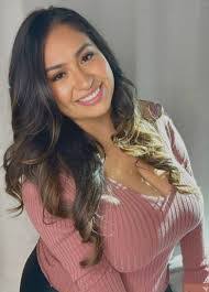 Kassie Richard's Instagram, Twitter & Facebook