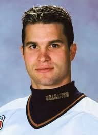 Player photos for the 1993-94 Wexford Raiders at hockeydb.com