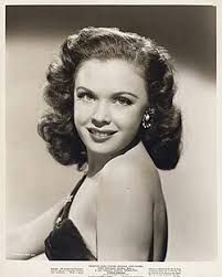 Gloria Jan's Instagram, Twitter & Facebook