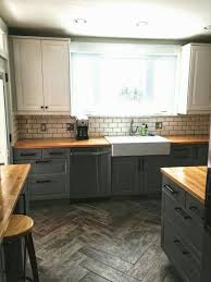 I Like Top Cabinet Different Color Than Lower Ones Kitchen Remodel Kitchen Renovation Home Kitchens