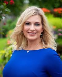 Michelle Hupp's Instagram, Twitter & Facebook