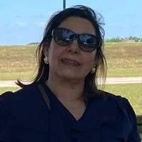 Ingrid Hahn (@ingridhahndm)