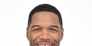 Michael Strahan Reveals He's in a ''Serious Relationship''