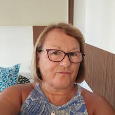 How do you give staff reviews? I had 2 people do something huge for me