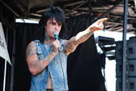 The band's original name was 'from behind these walls,' but was quickly renamed to falling in reverse shortly after formation. Falling In Reverse Frontman Ronnie Radke Accused By Woman Of Participating In Gang Rape New York Daily News