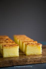 I love it when you guys snap a photo and tag to show me what you've made simply tag me @whattocooktoday #whattocooktoday. Kuih Bingka Ubi Kayu Baked Cassava Tapioca Cake Egg Or Eggless Version