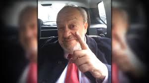 Fue un hosnor tener al gran carlos el gordo benjumea en el prograsma, un hombre ejemplar y el papá de la televisión colosbiana. Voy Mejorando Lento El Gordo Benjumea Informo Sobre Su Salud Minuto30 Com