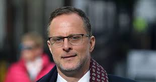 Man who raised alarm