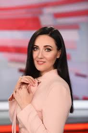 Кочетков молодший за вітвіцьку на вісім років. Vazhkij Chas Diagnoz Pidtverdzheno Solomiya Vitvicka Zagovorila Pro Rak Slidom Za Alloyu Mazur Sitenews