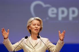 Bà Ursula von der Leyen tái đắc cử Chủ tịch Ủy ban châu Âu