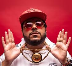 See Shah Rule Revel in Materialism in 'Khara Sona' Video