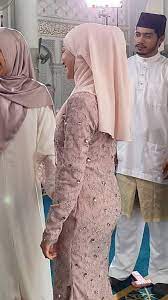 Perempuan jilbab cantik baju ketat body oke. Awek Collection Mira Filzah Pakai Baju Kurung Ketat Memang