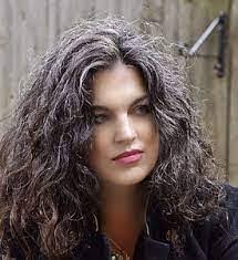 Lila Hardin's Instagram, Twitter & Facebook