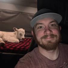 Chris Lollis's Instagram, Twitter & Facebook