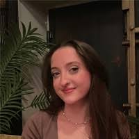 Celia Frank's Instagram, Twitter & Facebook