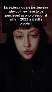Face Piercing 2023