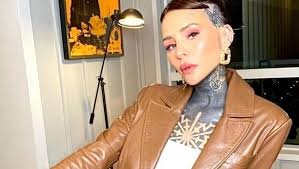 Like many famous people and celebrities, candelaria tinelli keeps her personal life private. Cande Tinelli Se Hizo Un Cambio De Look Inspirado En Cruella De Vill