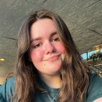 Abbie Henry's Instagram, Twitter & Facebook