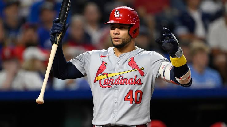 Cardinals planning to move veteran catcher Willson Contreras to first base