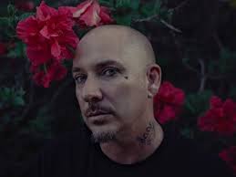 Mia Dean Joins Steve Lake of Zounds