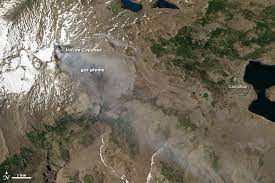Published mar 29, 2013 land volcanoes snow and ice Gas Emissions At Volcan Copahue