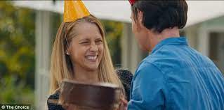 Australian actress teresa palmer stars in trailer for american romantic drama film the choice. Teresa Palmer Cosies Up To Benjamin Walker In The Choice Trailer Daily Mail Online