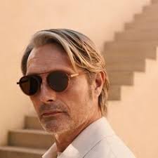 Holly Dodd (hollydodd92)