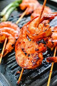 Rinse the shrimp and drain well (or pat dry). Spicy Grilled Shrimp Skewers Gochujang Saewu Gui Korean Bapsang Spicy Grilled Shrimp How To Cook Shrimp Food