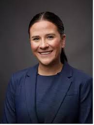 Elizabeth Lamp's Instagram, Twitter & Facebook