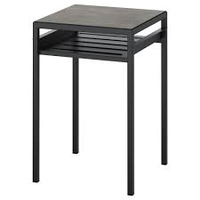 nyboda bijtafel met keerbaar tafelblad donkergrijs betonpatroon zwart 40x40x60 cm ikea nyboda side table black side table side table