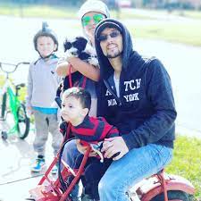 There's a supermarket just below my apartment that i can pop into quickly if i run. How Much Money Funnel Vision Makes On Youtube Net Worth Naibuzz