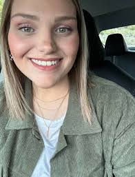 Freda Hensley's Instagram, Twitter & Facebook