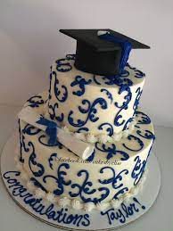 Graduation Scroll Cake Buttercream Iced With Fondant Graduation Cap And Diploma Cakesbyelised W Graduation Cakes Graduation Party Cake Cakes Without Fondant