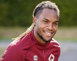 Sanches playing for bayern munich in 2016. Renato Sanches Net Worth Early Life Bio Girlfriend House Measurement