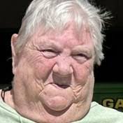 Vicki Mentzer's Instagram, Twitter & Facebook