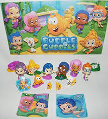 Amazon Com Bubble Guppies Deluxe Figure Set Of 15 Toy Kit With Stickers Toyring And 12 Figures Featuring Gil Oona Goby Bubble Puppy Baby Guppies And Many More Toys Games