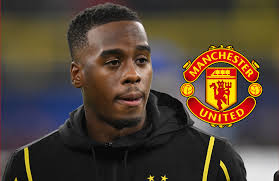 Layton Maxwell transfer news