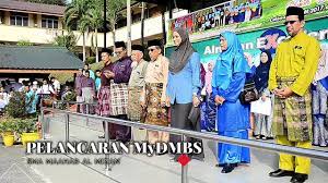 Terletak di pekan parit, perak bersebelahan masjid raudhah. Pelancaran Mydmbs Sma Maahad Al Mizan Youtube