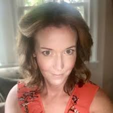 Deirdre Kenny's Instagram, Twitter & Facebook