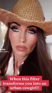 #fyp #utbancowgirl #cowboys #countrygirl #tupelohoney #tupelogirl  #southerner #southernaccent #southernwomen #trending #foryou