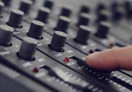 The mastering app leverages a new technology that has been adopted by many browsers called webassembly which allows us to compile our c++ dsp libraries and get native performances for signal processing. Popaphonics Online Mixing And Mastering