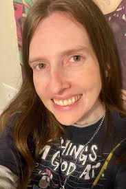 Heather Rash's Instagram, Twitter & Facebook